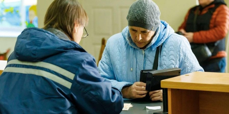 На пенсію за спеціальним законом. Кому підвищать виплати у липні