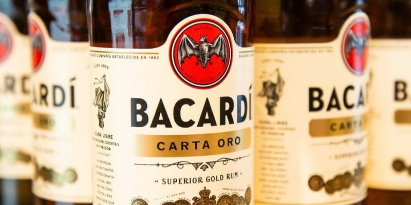 Обманщики. Bacardi обіцяв покинути російський ринок, але замість цього збільшив прибуток у РФ утричі