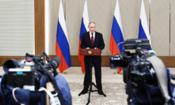 Путин призвал укреплять связи России и Казахстана
